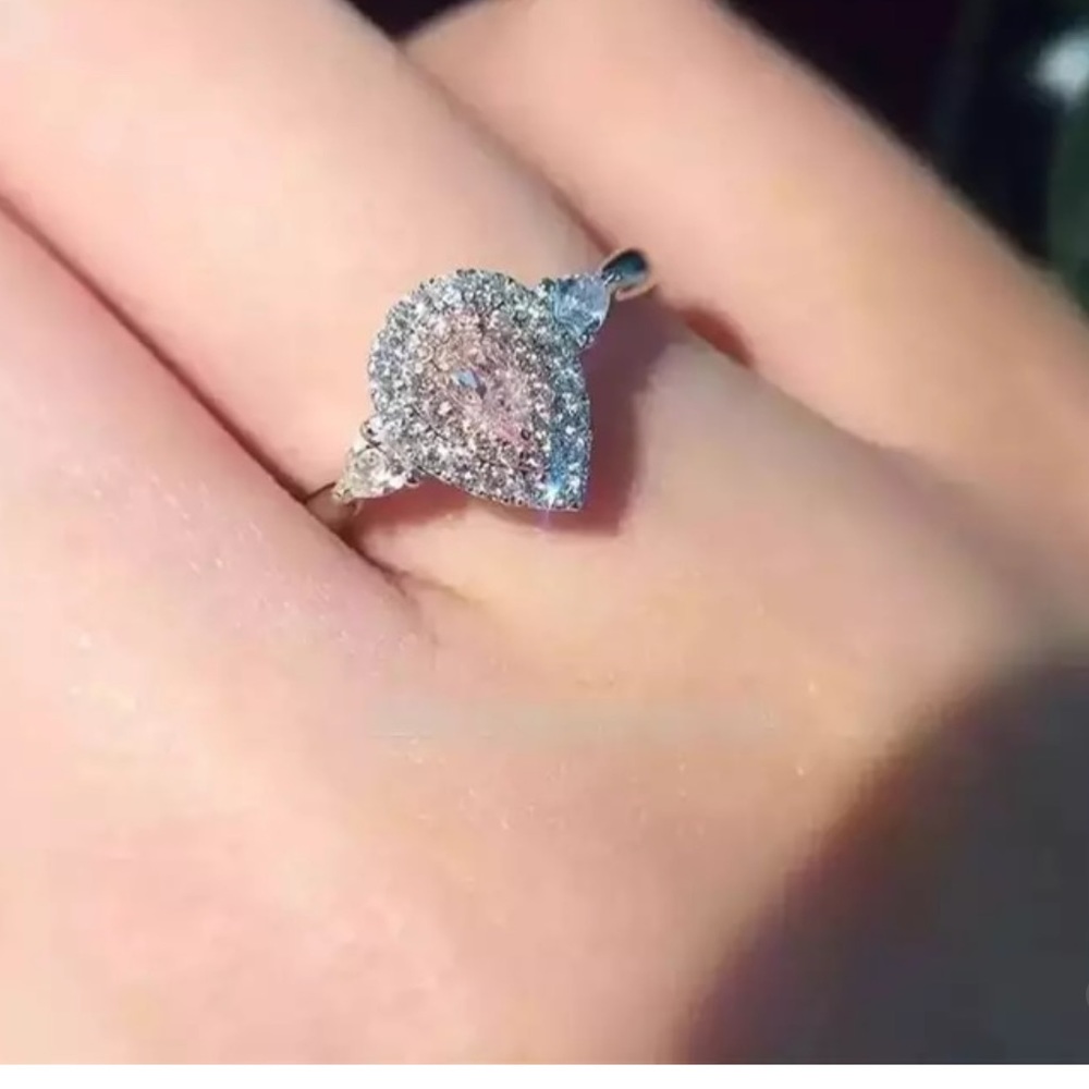S925 Fine Crystals Ring Size 7